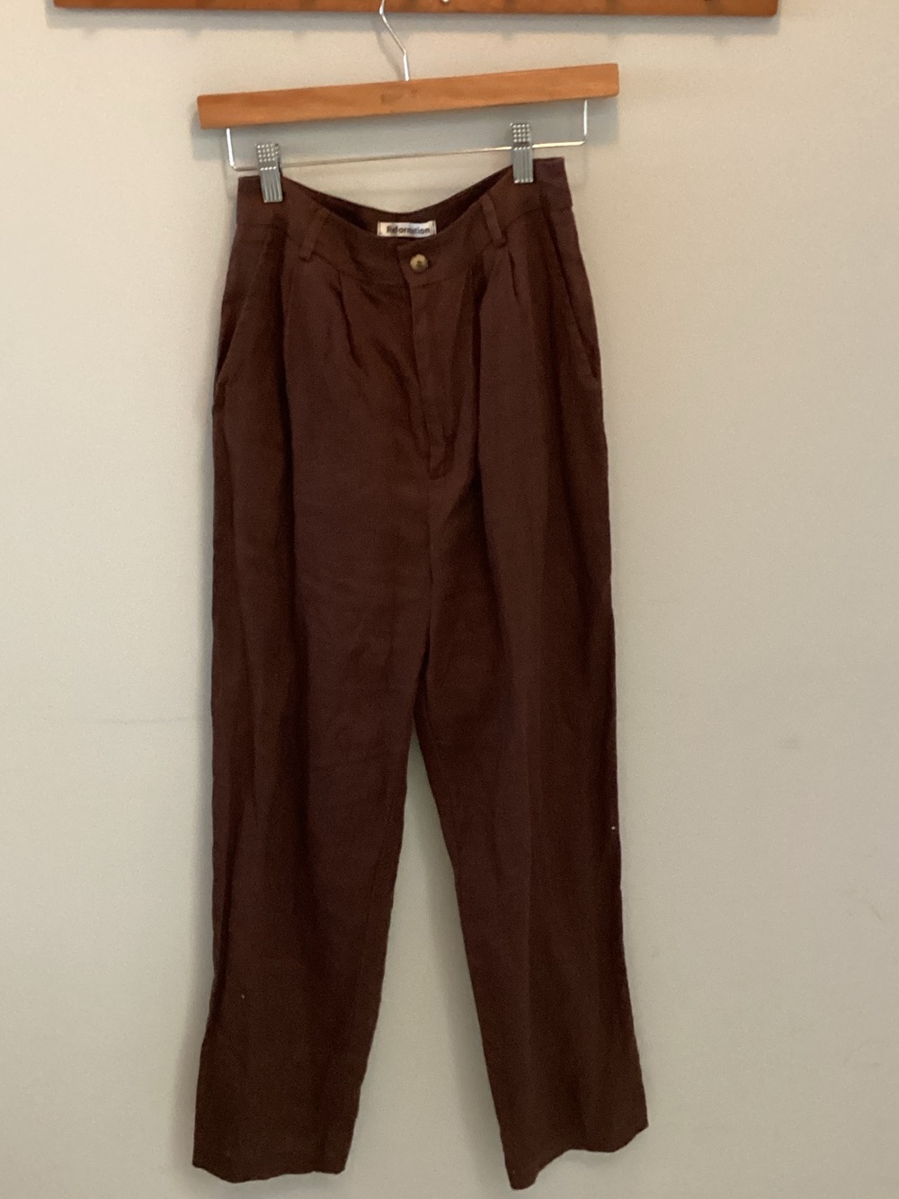 Reformation Brown Pleated Trousers Size 2P